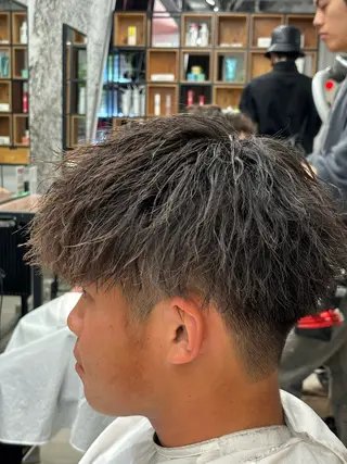 パーマ メンズ ルーズ/シャドウパー マ/似合わせカットのヘアスタイル