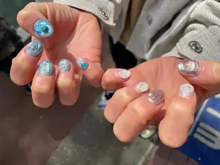ネイル はばすみれ🎀ﾈｲﾙ 光ﾌｪｲｼｬﾙ ﾍｱのネイルデザイン