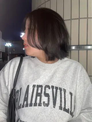 ミディアム ユナ ナチュラル／透明感のヘアスタイル