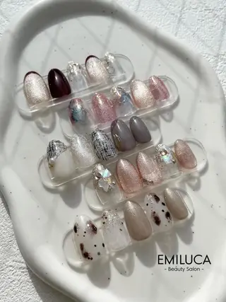 ネイル EMILUCA 本地のネイルデザイン