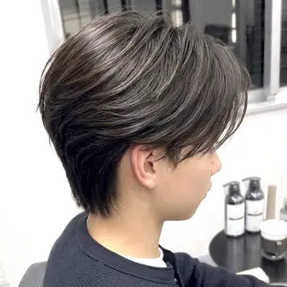 ミディアム メンズ センターパート/ニ ュアンスパーマのヘアスタイル