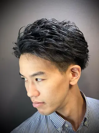 ショート パーマ 浅見 天翔のヘアスタイル