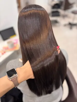 ロング 鍋田 月花のヘアスタイル