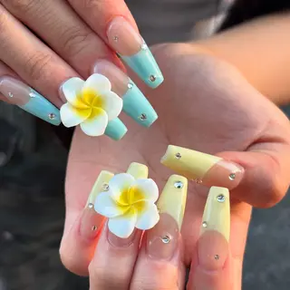 ネイル Schon🫧 yuna🫧のネイルデザイン