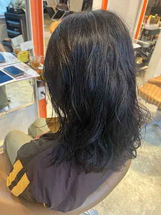 セミロング パーマ うしだ かおるのヘアスタイル