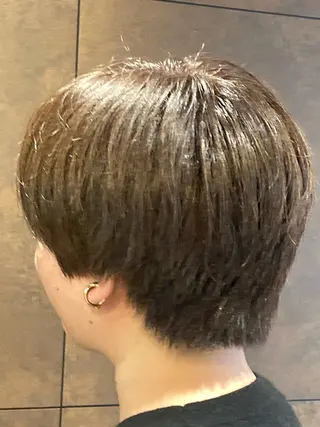 ショート カラー パーマ 浅野 順一のヘアスタイル