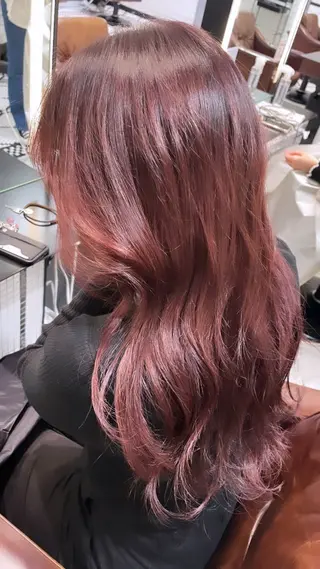 ロング カラー 矢野 伶菜のヘアスタイル
