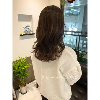 セミロング カラー 坂井田 浩樹のヘアスタイル