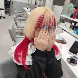 セミロング カラー 推しアニメカラー🌈 ツヤ透明感カラー🦄のヘアスタイル