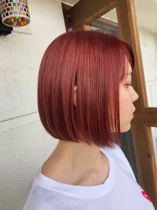 ショート カラー レイヤーカット匠 イソザキノリユキのヘアスタイル