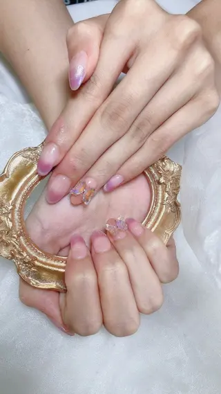 ネイル VIVIAN リサのネイルデザイン