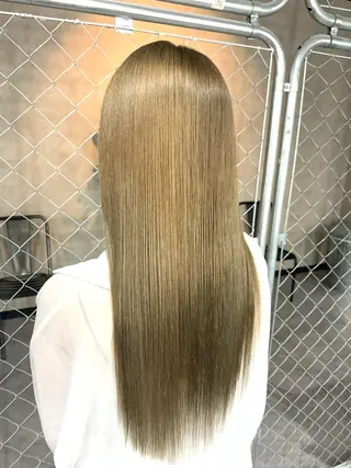 ロング BuzZ所属・西村 雄二/エクステのヘアスタイル