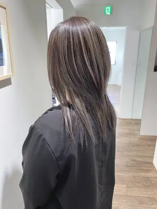 ロング カラー ハイライト⭐️上野 高広のヘアスタイル