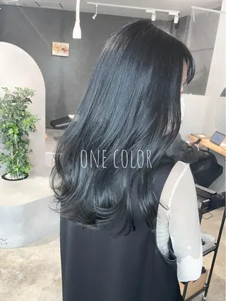 ロング 岸川 恭子のヘアスタイル