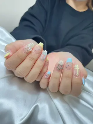 ネイル 𝓐𝓷𝓻𝓲 XiinhNailのネイルデザイン