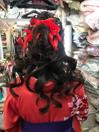 ヘアアレンジ 上辻 博司のヘアスタイル