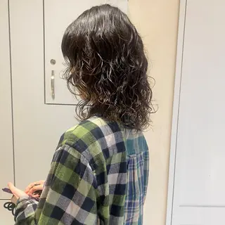 ミディアム パーマ ボブ/ミニボブ 透明感カラーkadoのヘアスタイル