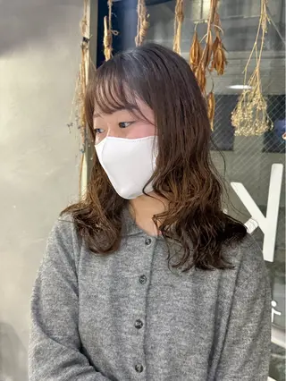 セミロング パーマ ウルフ レイヤー パーマ🪐MANAのヘアスタイル