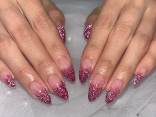 ネイル Nailsalon Graciasのネイルデザイン