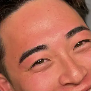 メンズ アイブロウ Smoo YUTOの眉毛・アイブロウイメージ