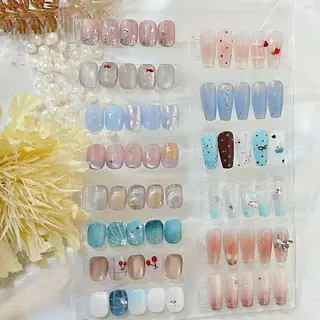 ネイル RAFFINE haru🦋🩵のネイルデザイン