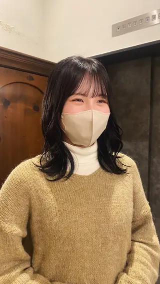 ミディアム カラー 透明感カラー 🦙なりたりみのヘアスタイル