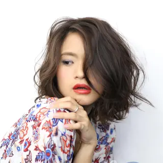 ミディアム Endearing 銀座/レイヤーカットのヘアスタイル