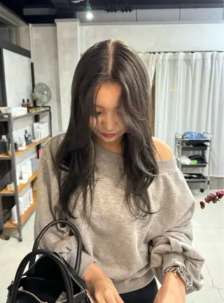 ロング 薮 夏帆のヘアスタイル