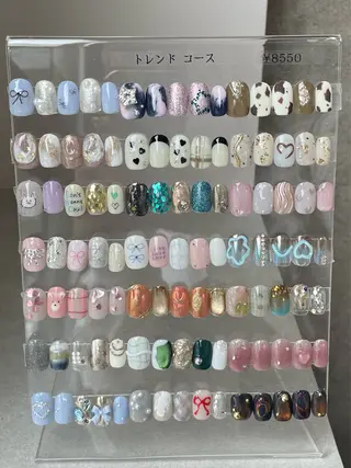 ネイル NAKAKARIYA .Rのネイルデザイン