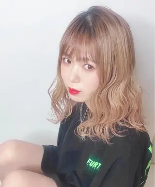 セミロング カラー ウルフカット ハッシュカット/七海のヘアスタイル