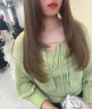 ロング カラー Gisel みらののヘアスタイル