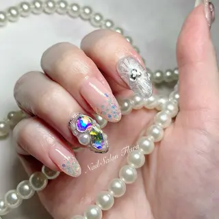 ネイル NailSalon Fluraのネイルデザイン