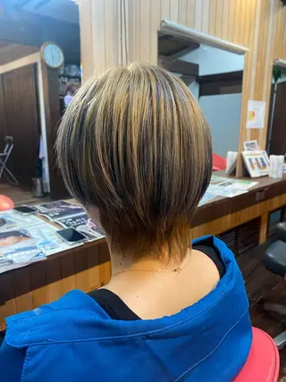 ショート BERRY BERRY所属・Berry Berryのヘアスタイル