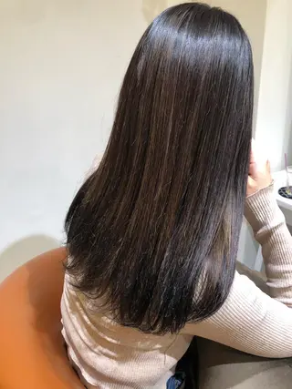 カラー ブリーチカラー🎀 韓国風/寺門美優のヘアスタイル