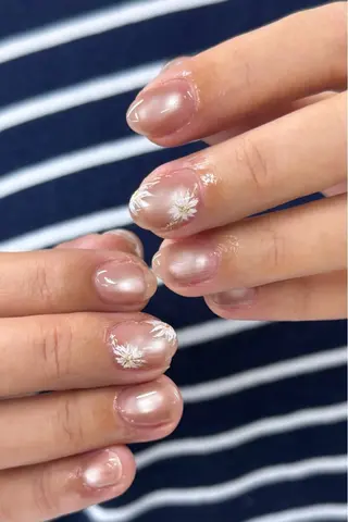 ネイル Ihoji Hotaruのネイルデザイン