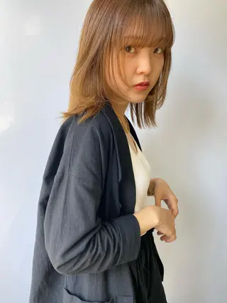 ミディアム カラー Pia ツボイ ケイタのヘアスタイル