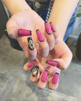 ネイル gorella Ａのネイルデザイン