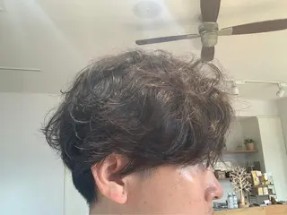 ショート パーマ メンズ 馬上 拓海のヘアスタイル