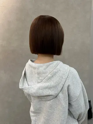 ショート えり 堀江/ボブ /レイヤー/艶髪のヘアスタイル