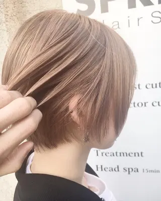 ショート カラー 永井 大希のヘアスタイル
