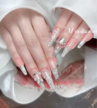 ネイル M🌷nail 長さだし専門店のネイルデザイン