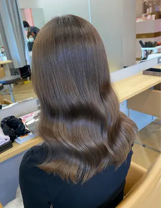セミロング カラー プル艶職人/ にしものヘアスタイル