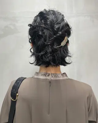 ミディアム ヘアアレンジ 齊藤 桃子のヘアスタイル