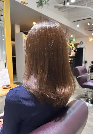 セミロング カラー Saki💛心斎橋 レイヤー/艶髪のヘアスタイル