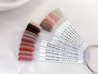 ネイル Regene ARAKIのネイルデザイン