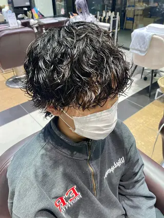 ショート パーマ メンズ 酸スト/フェザー パーマ/三谷海斗のヘアスタイル