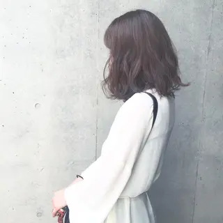 ミディアム カラー 井上 美奈子のヘアスタイル