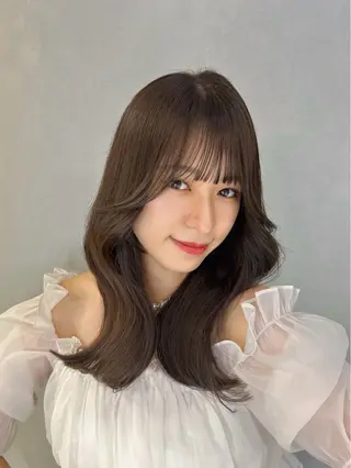 ロング まなり See.のヘアスタイル