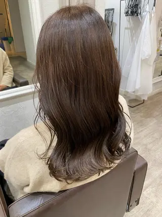 ロング カラー 前橋 姫奈のヘアスタイル