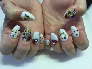 ネイル 💎🐰 saki. m 🐰💎のネイルデザイン